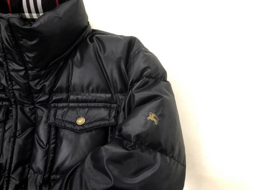 BURBERRYのダウンジャケット
