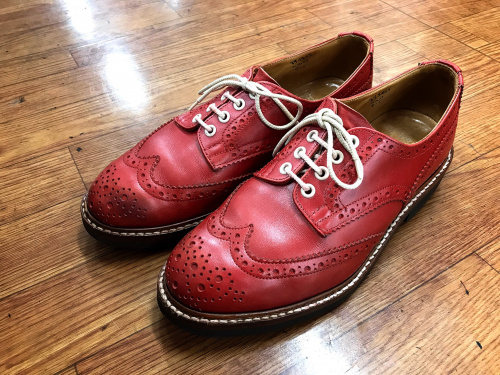 シューズのTrickers