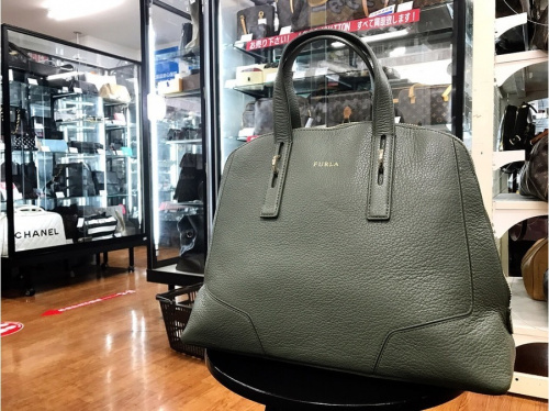 ブランド・ラグジュアリーのFURLA