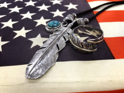 ブランド・ラグジュアリーのアクセサリー