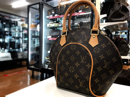 ブランド・ラグジュアリーのLOUIS VUITTON