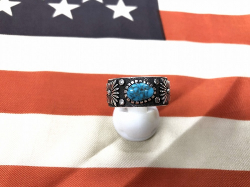 アクセサリーのシルバーアクセサリー