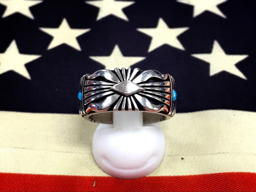 ブランド・ラグジュアリーのアクセサリー