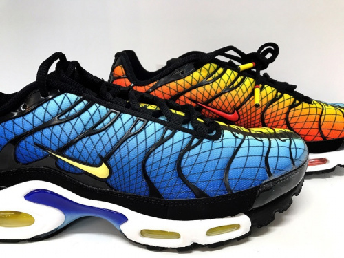 メンズファッションのスニーカー