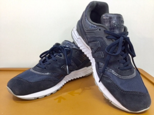 スニーカーのNIKE