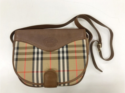 バッグのBURBERRY