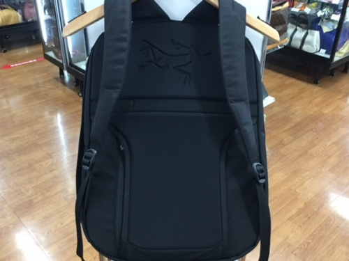 リュックのアークテリクス