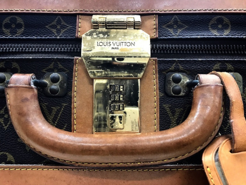 ブランド・ラグジュアリーのLOUIS VUITTON