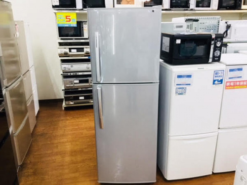 ユーイングの2ドア冷蔵庫2017年製（URｰJ110H）です。【トレファク東