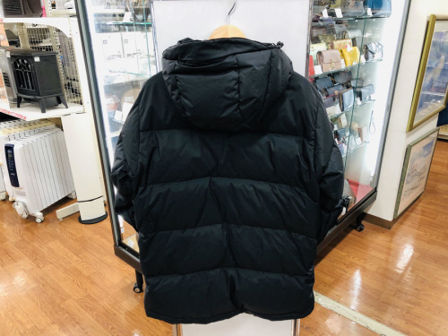 アウターのダウンジャケット