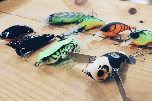 アウトドア用品の釣り具