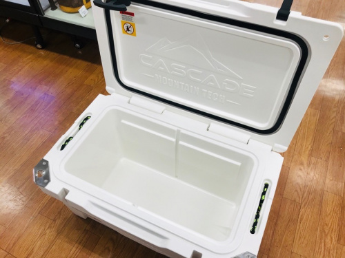 クーラーボックスの東京 アウトドア用品