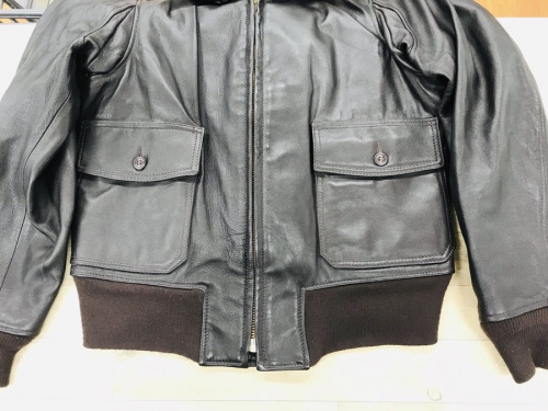 レザージャケットのショット