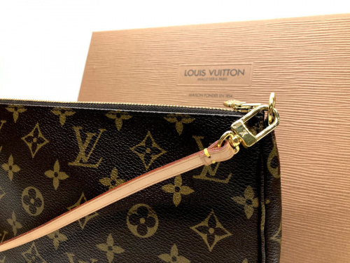 バッグ・財布のルイヴィトン