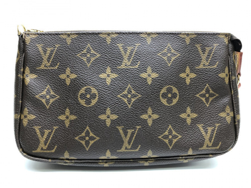 ポーチのLOUIS VUITTON