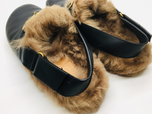 シューズのグッチ