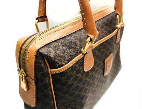 COACHのコーチ