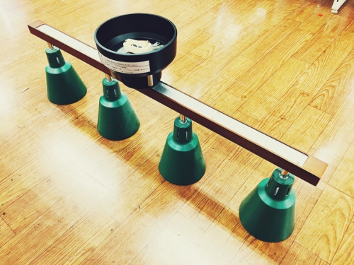 照明のスポットライト