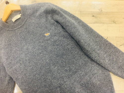 メンズファッションのメゾンキツネ