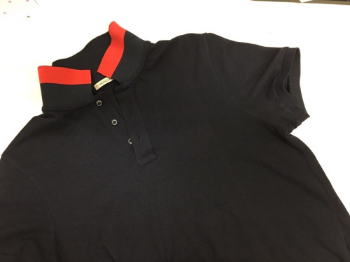 シャツのポロシャツ