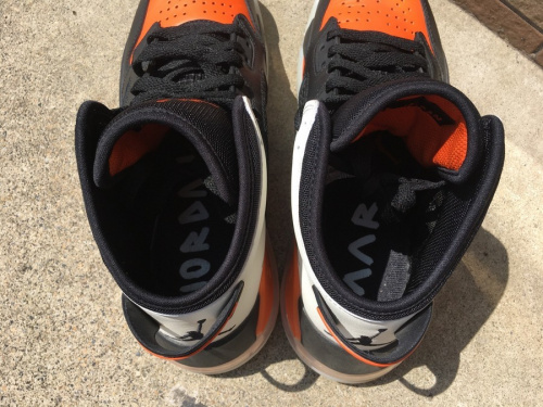 NIKEのエアマックス270