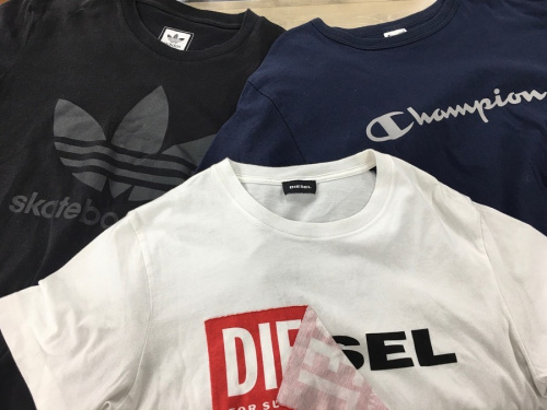 メンズファッションのシャツ