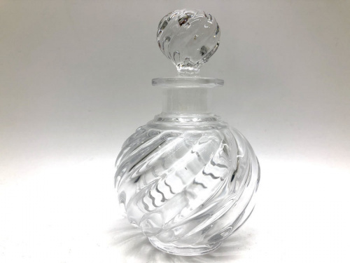 パヒュームボトルのバカラ