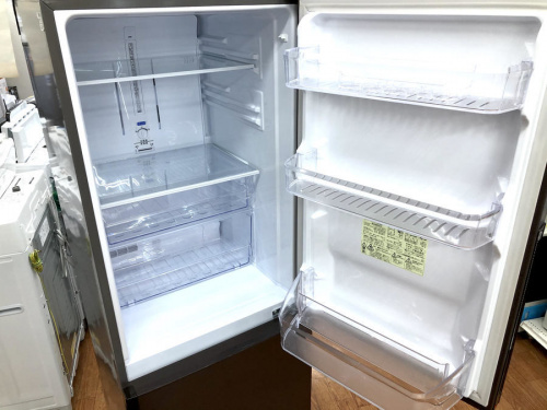 冷蔵庫の2ドア冷蔵庫