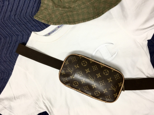 ブランド・ラグジュアリーのLOUIS VUITTON