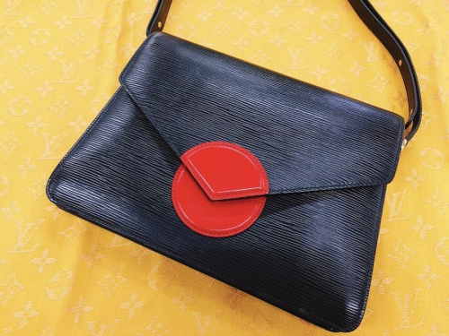 バッグ・財布のバッグ