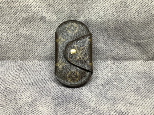 ヴィトンのキーケース