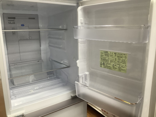2ドア冷蔵庫のSHARP