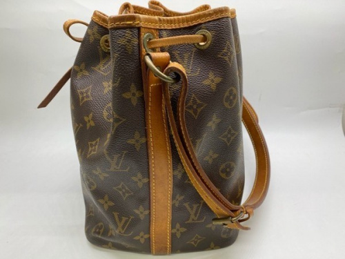 巾着のLOUIS VUITTON