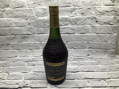 コニャックのカミュ