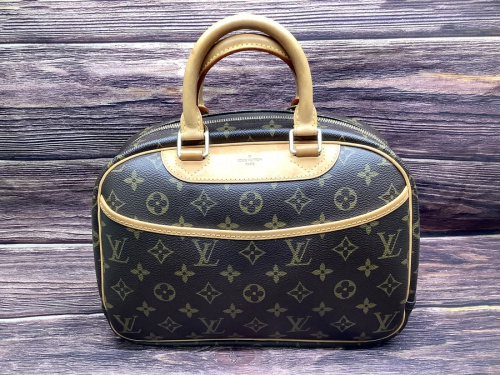 バッグのハンドバッグ