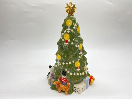 ROYAL COPENHAGEN(ロイヤルコペンハーゲン)のマニュアルクリスマスツリー2019