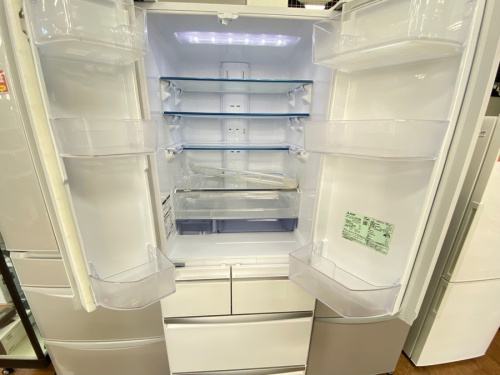 冷蔵庫の大型冷蔵庫