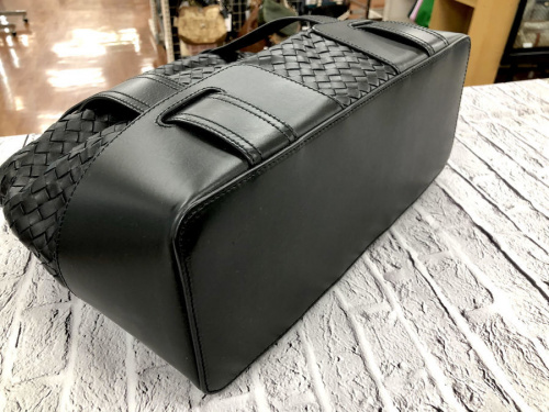 BOTTEGA VENETA（ボッテガヴェネタ）のレザートートバッグ