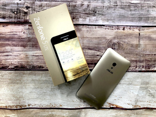 デジタル家電のスマートフォン