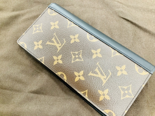 ブランド・ラグジュアリーのLOUIS VUITTON