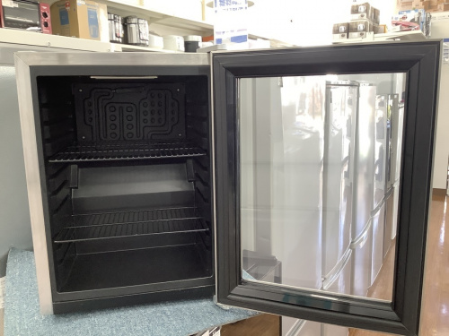 ノンフロン電気冷蔵庫の株式会社アズマ