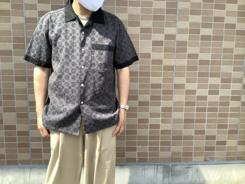 メンズファッションのシャツ