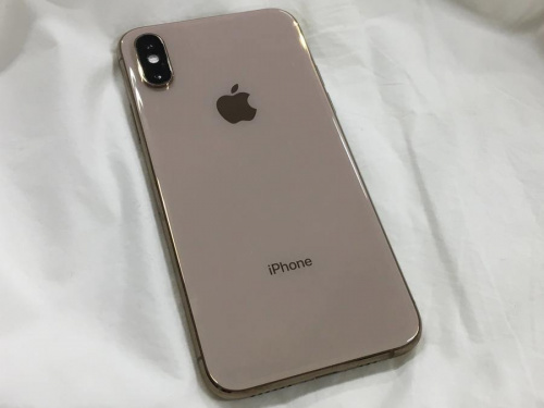 モバイル機器のスマートフォン