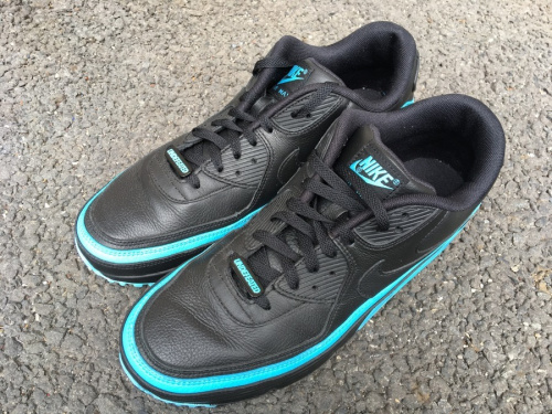スニーカーのNIKE