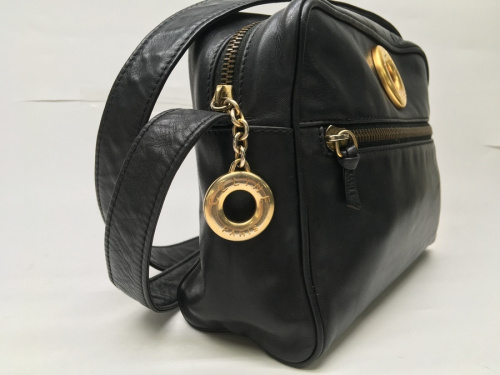 ショルダーバッグのCELINE