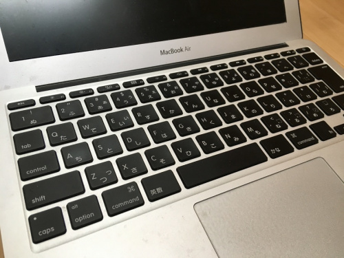 MacBook AirのApple