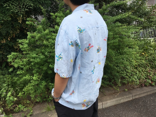 オープンカラーシャツのPAPAS