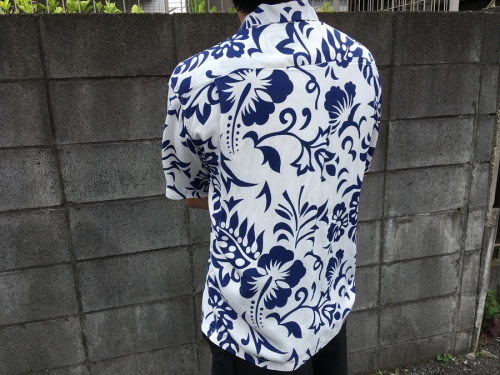 アロハシャツのSun Surf