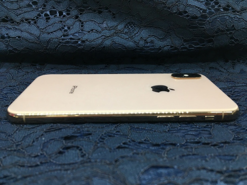 スマートフォンのiPhoneXS
