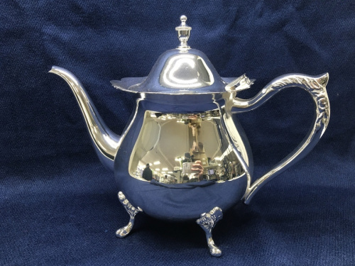 シルバーティーセットの銀川堂